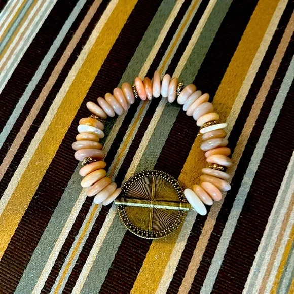 Broken Vintage Pink Opal semi-precious gemstone with brass labyrinth Charm. - Picture 2 of 8